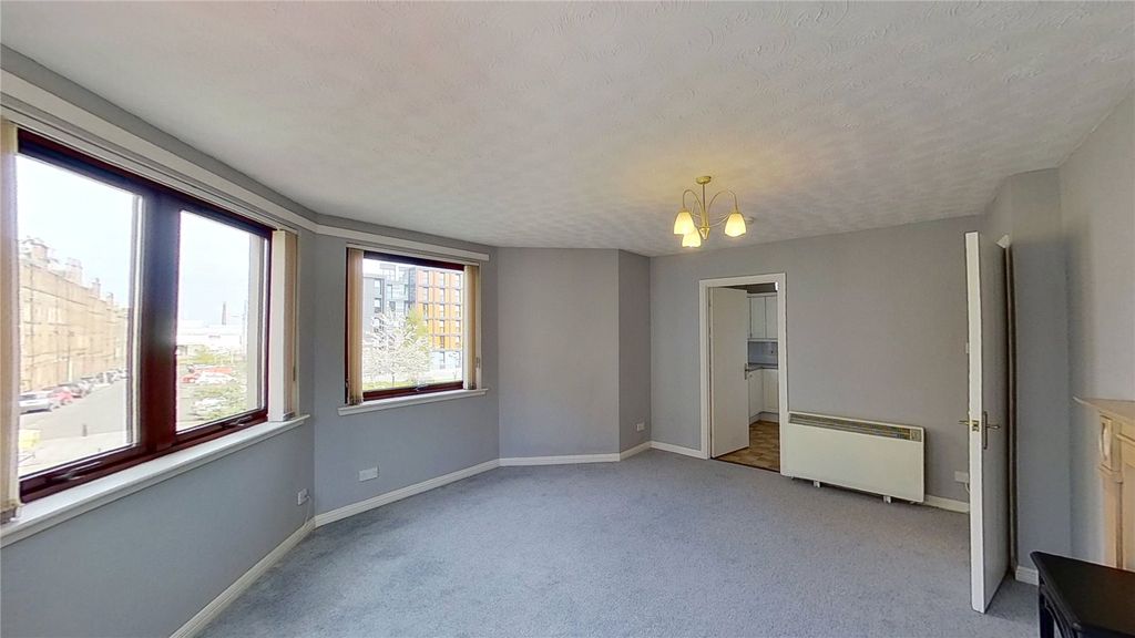 Property photo 3 of 9 Picture No. 05
