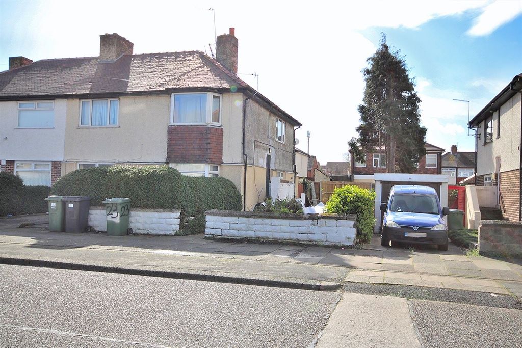 Property photo 1 of 1