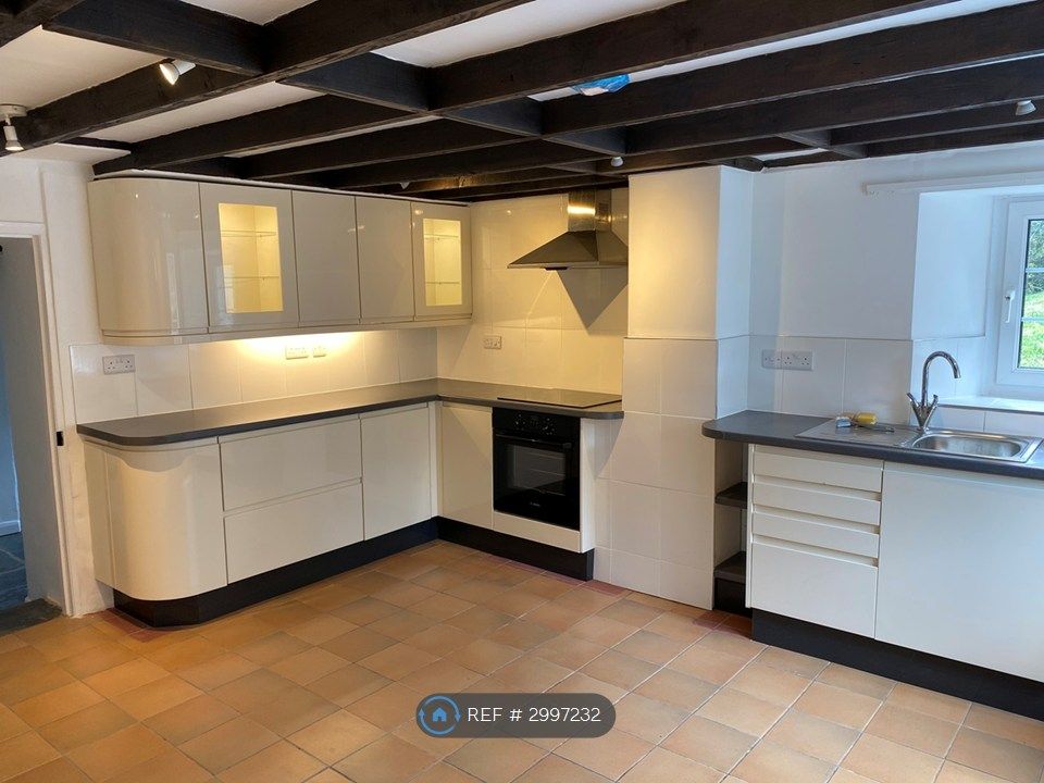 Property photo 3 of 16 Kitchen/Diner