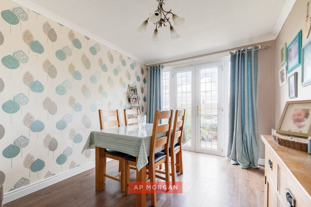 Property photo 3 of 15 Picture No. 07
