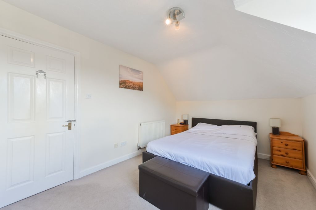 Additional image 9 of 2 bed maisonette for saleCrowhurst Mead, Godstone RH9