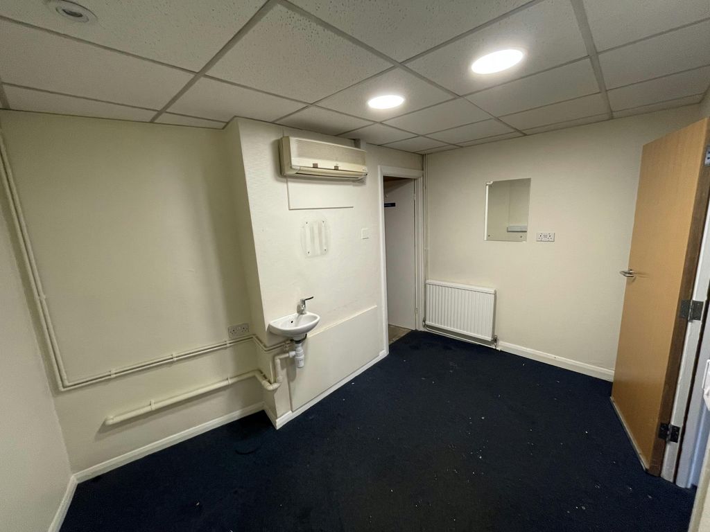 Property photo 2 of 12 Img_1798.Jpg