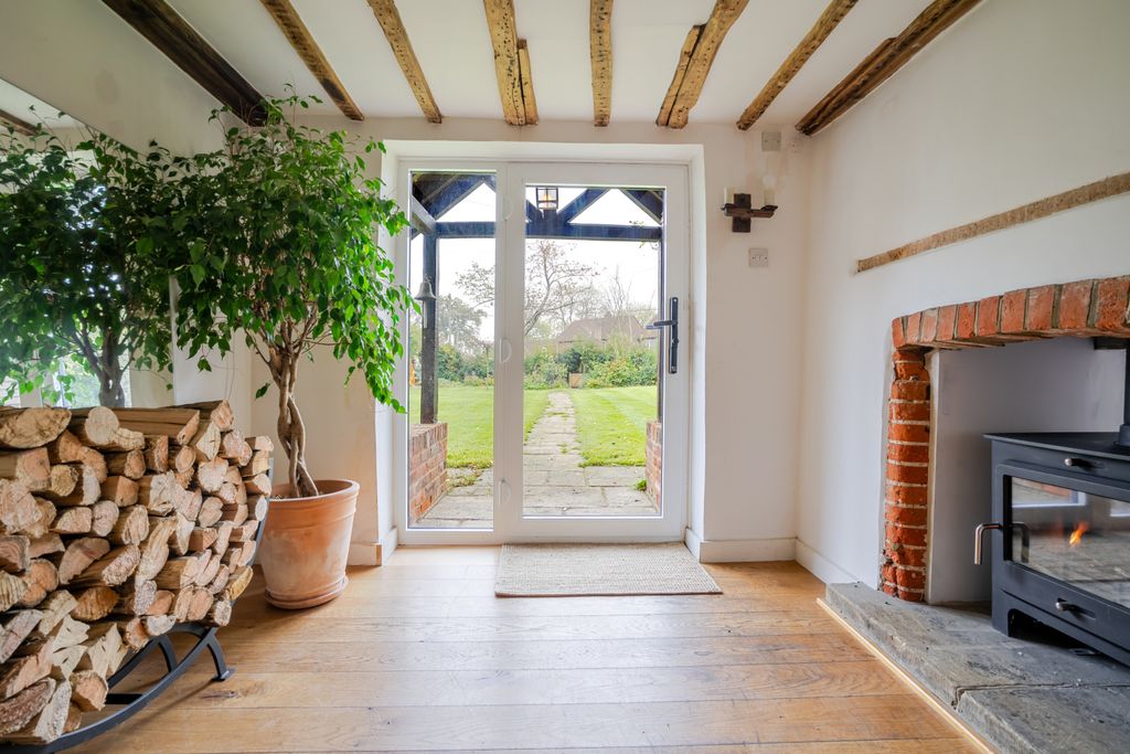 Property photo 3 of 25 Picture No. 14