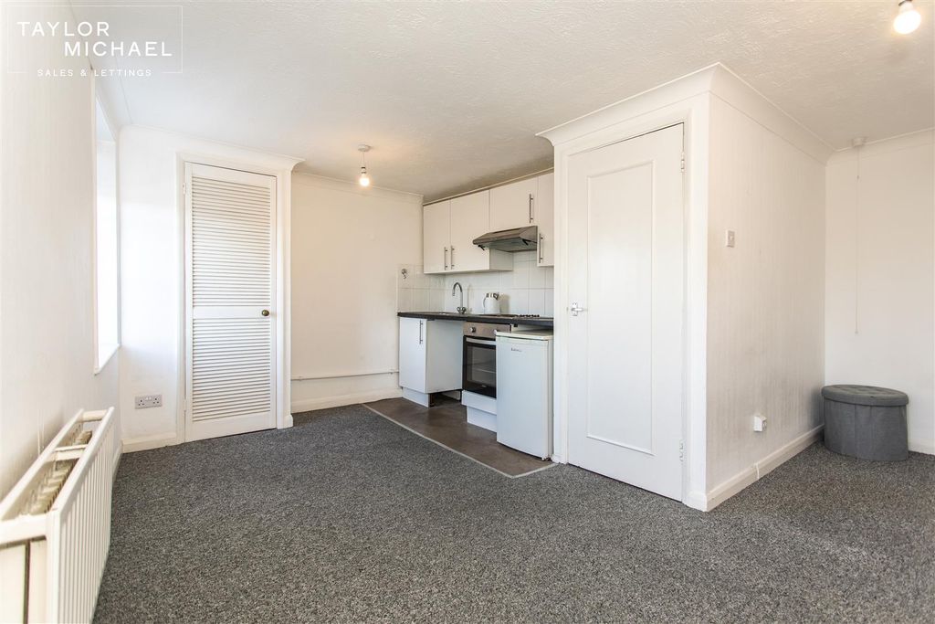 Property photo 1 of 15 Studio Room