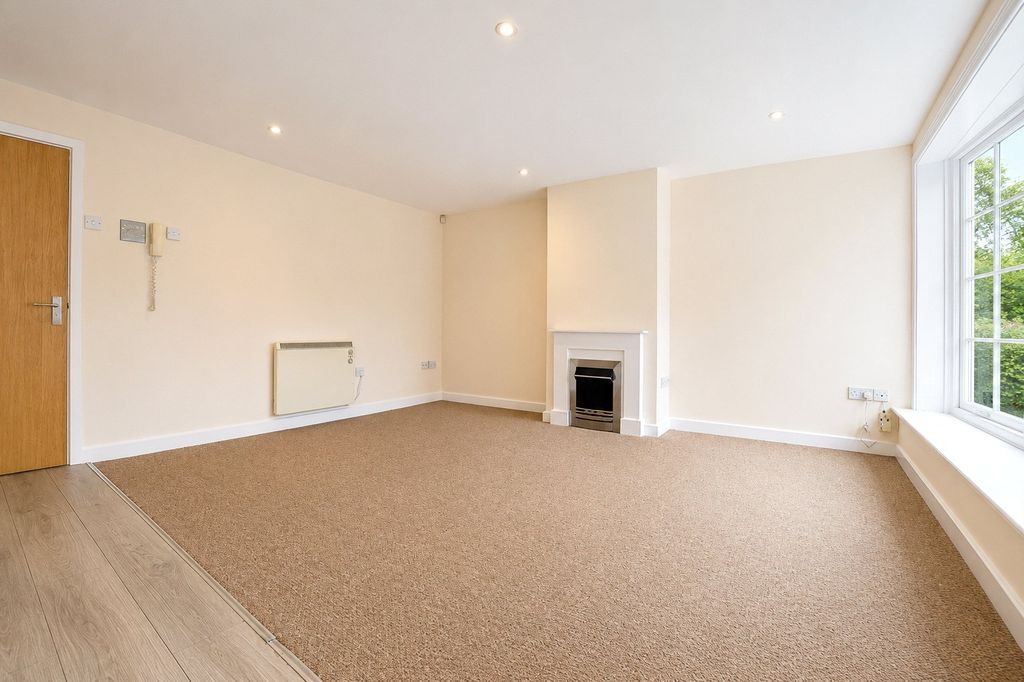 Property photo 2 of 12 Picture No. 12