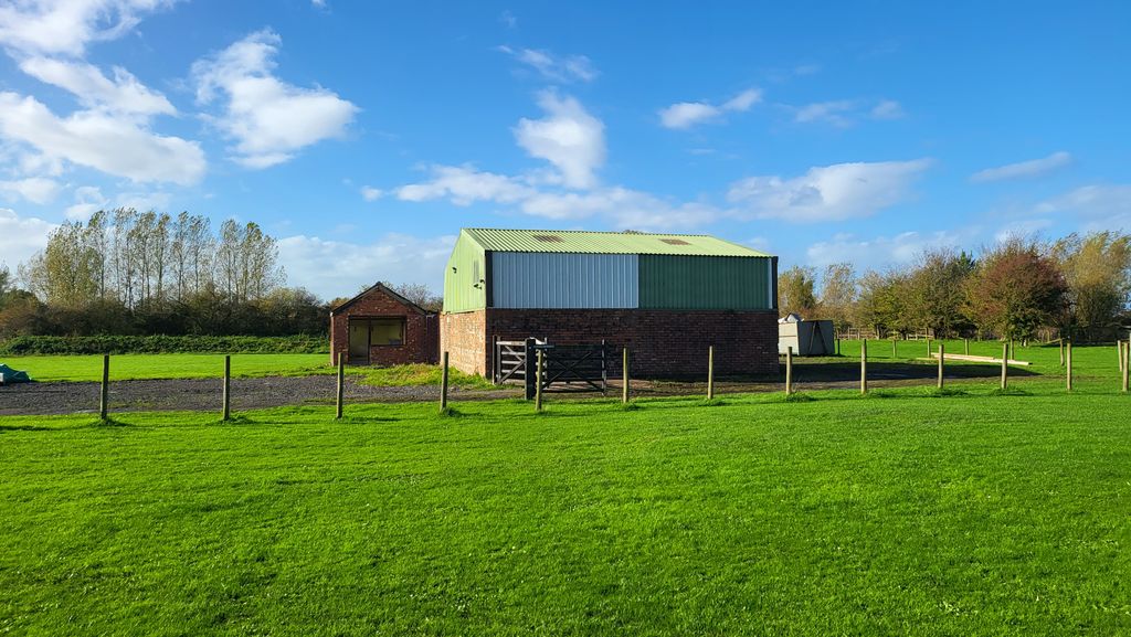 Property photo 2 of 10