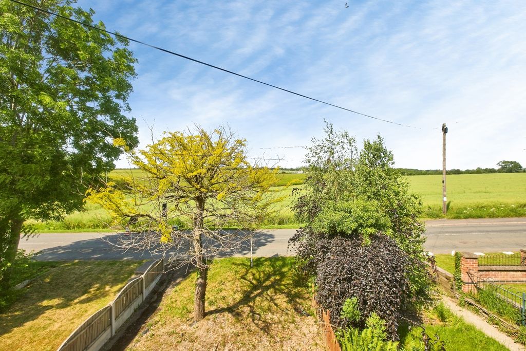 Property photo 2 of 26 Pbox-Img.Jpg