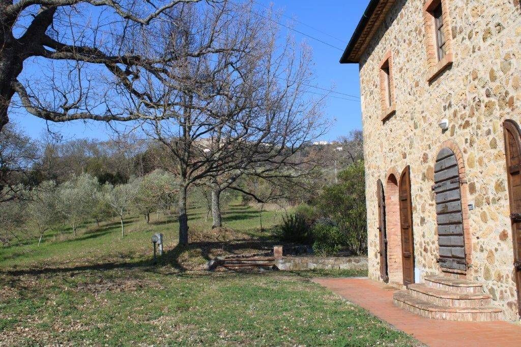 Property photo 3 of 30