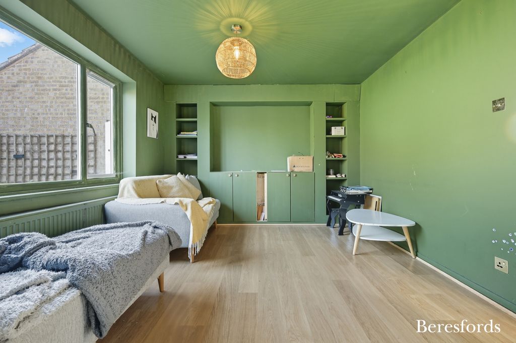 Property photo 2 of 19 Picture No. 08