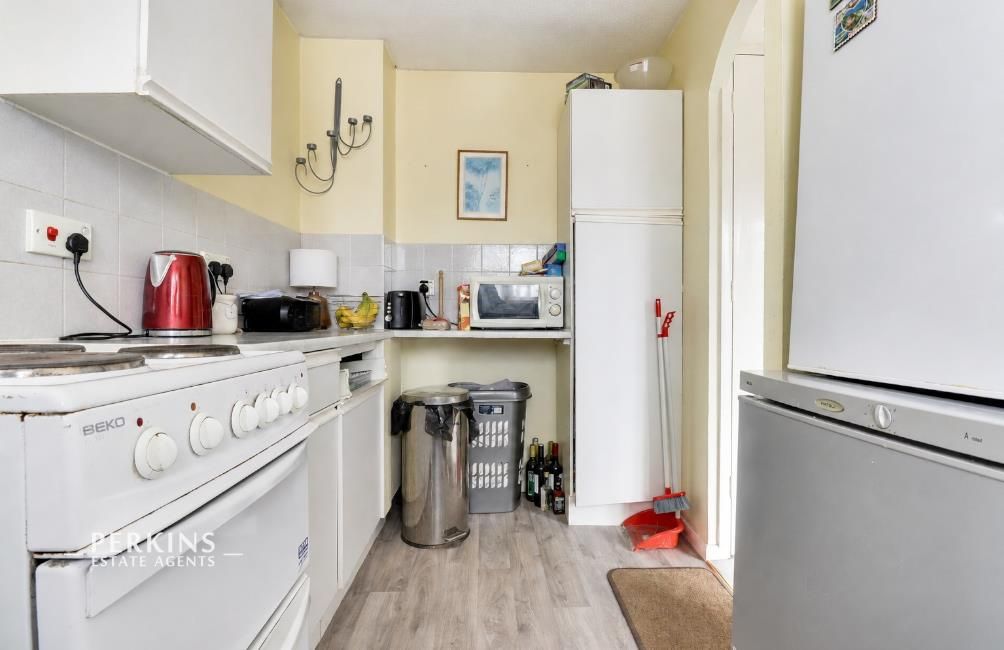 Property photo 3 of 8 Kitchen.Png