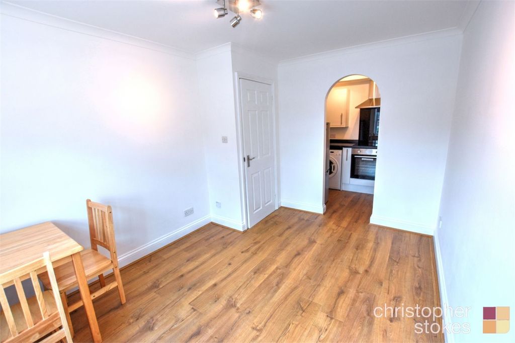 Property photo 1 of 6 3077480