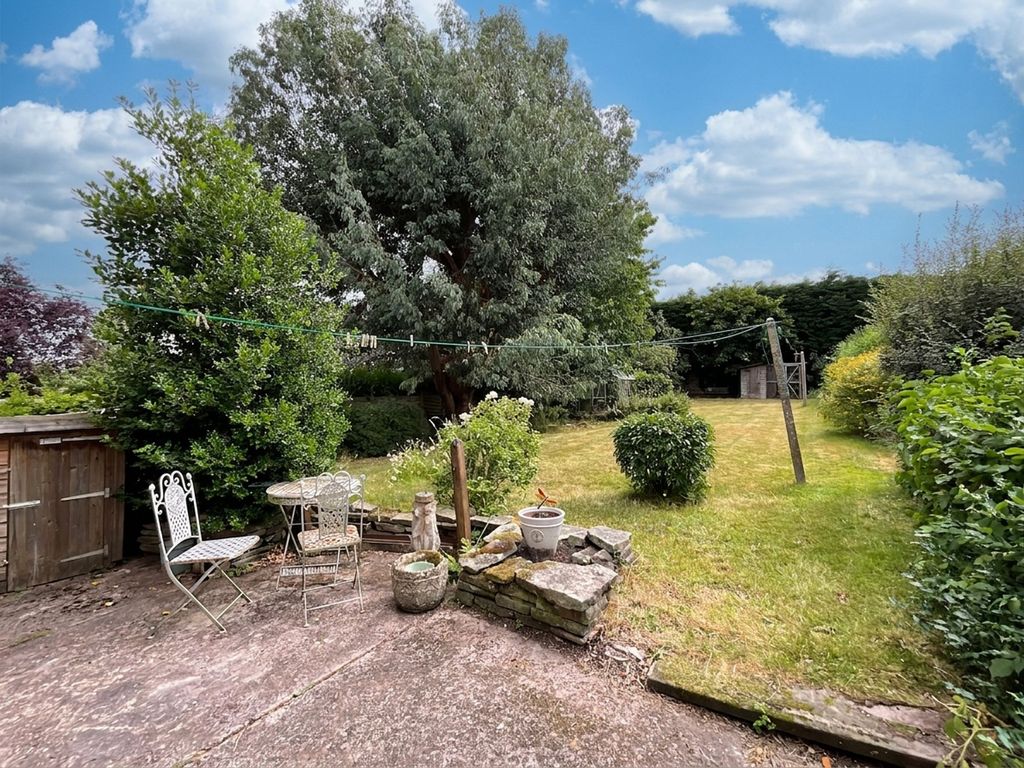 Property photo 3 of 28