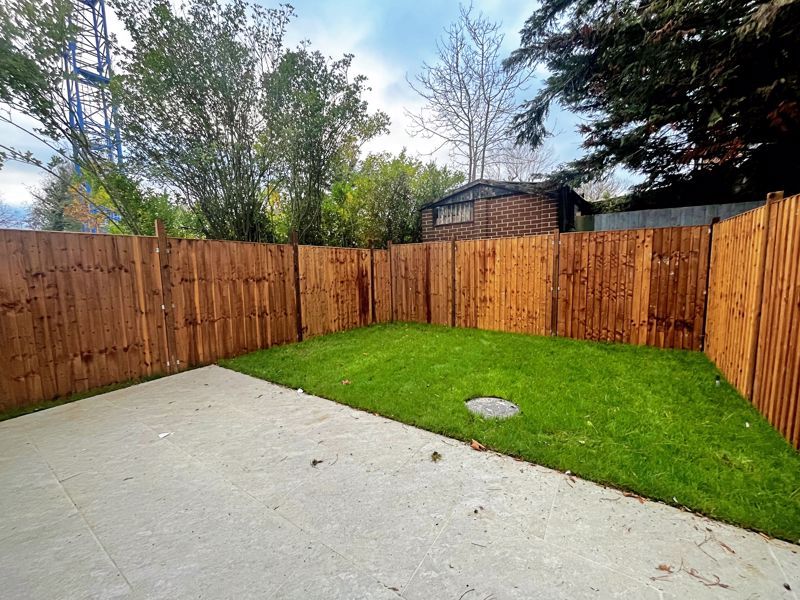 Property photo 3 of 19 Photo 12