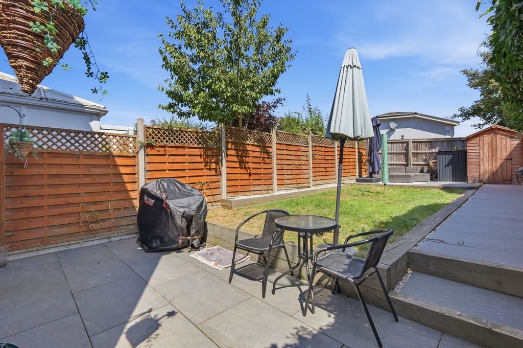 Property photo 3 of 26