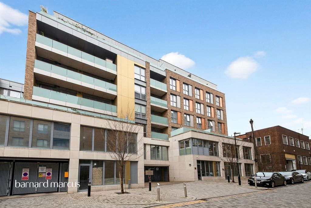 Property photo 2 of 10