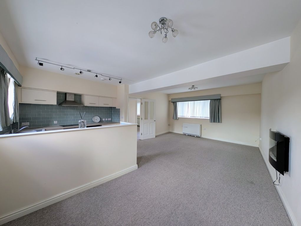 Property photo 3 of 13 Picture No. 33
