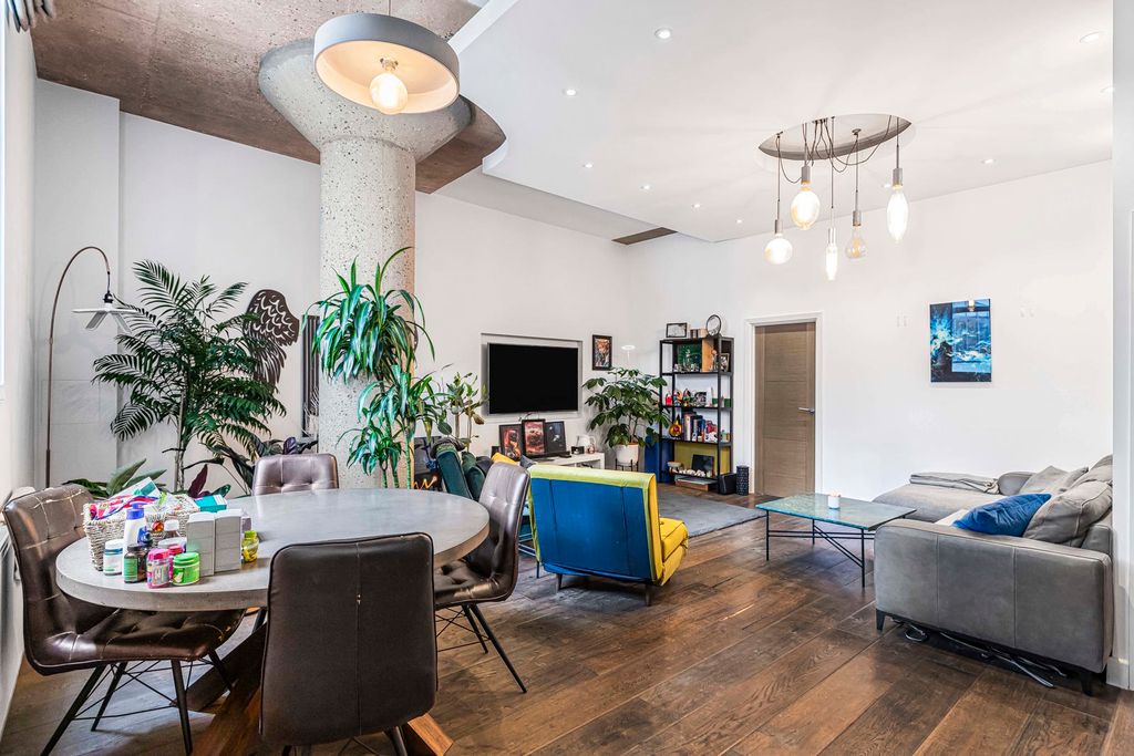 Property photo 1 of 17 Reception Room