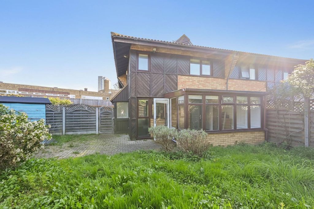 Property photo 2 of 10