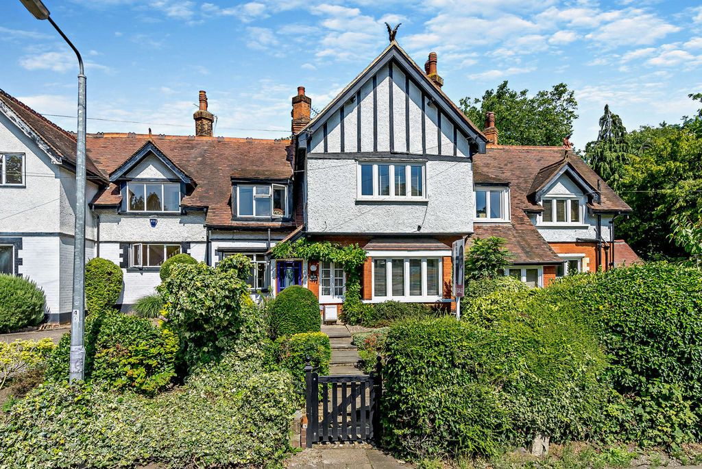 Property photo 1 of 20