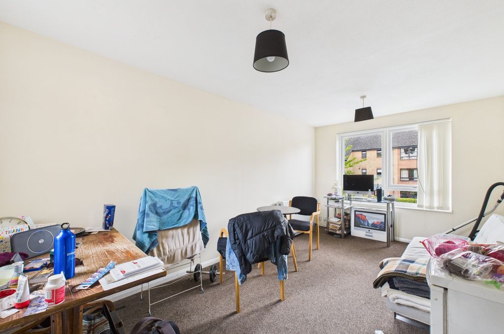 Property photo 3 of 8 Cam02545G0-Pr0478-Still010