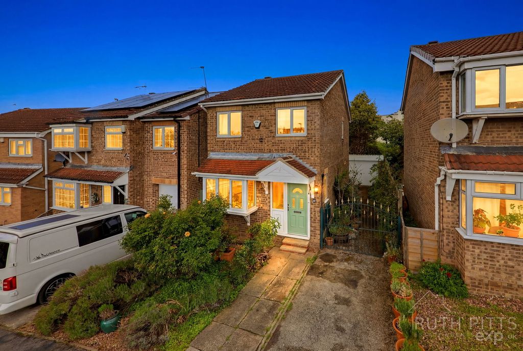 Property photo 1 of 24