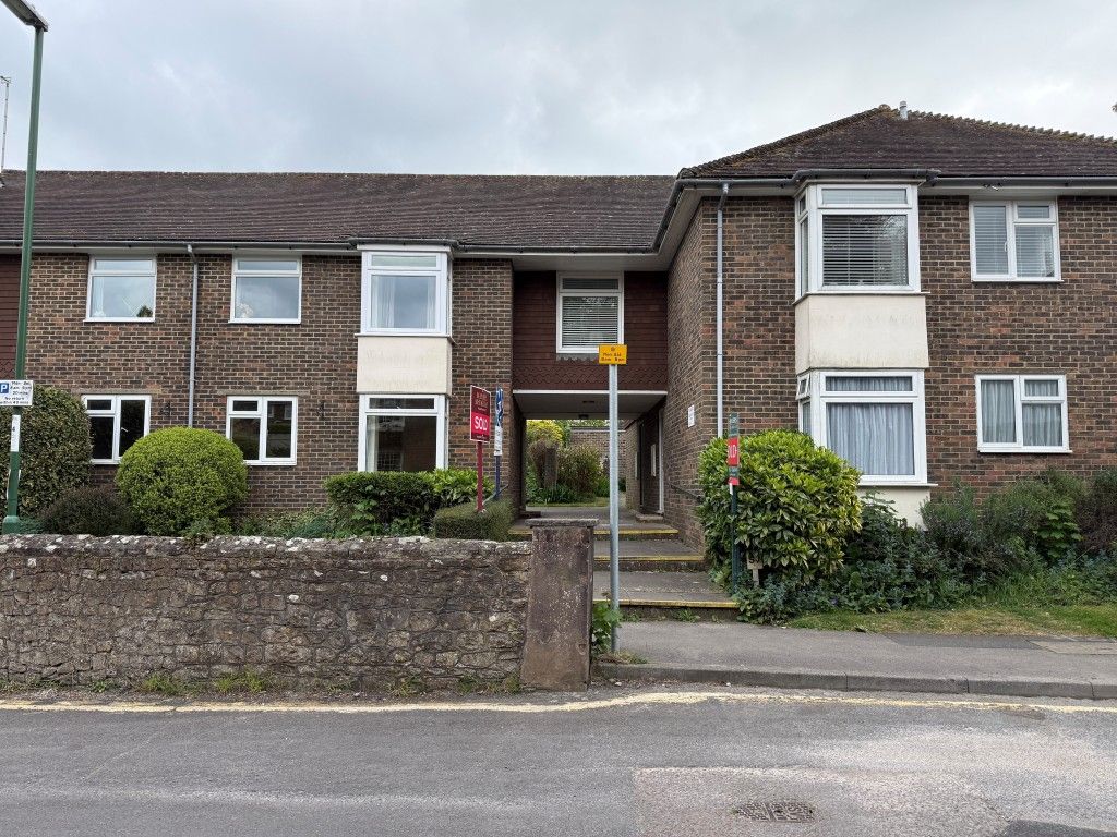 Property photo 1 of 9 View Of Manor Court From Church Street