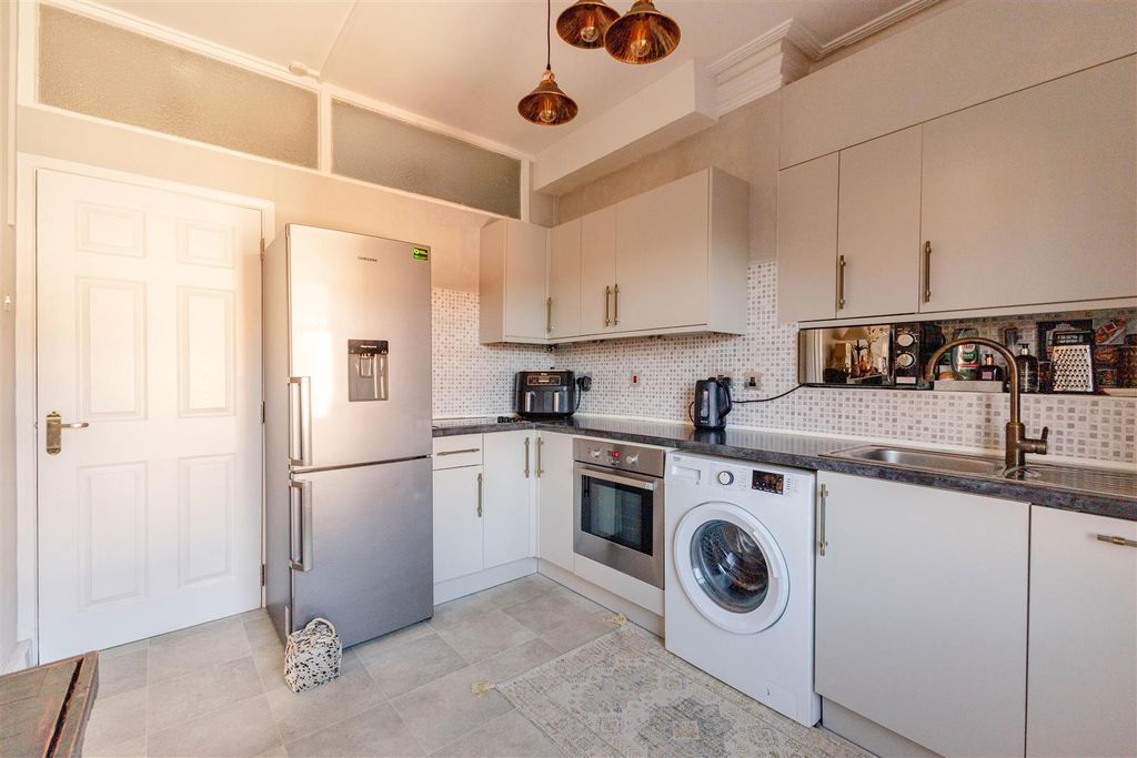 Property photo 3 of 16 Img_8551.Jpg