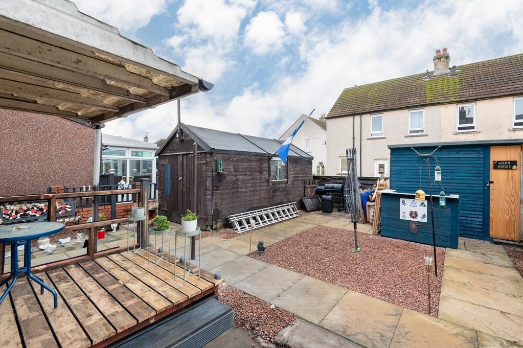 Property photo 2 of 17 Lev1409Pem Garden.Jpg