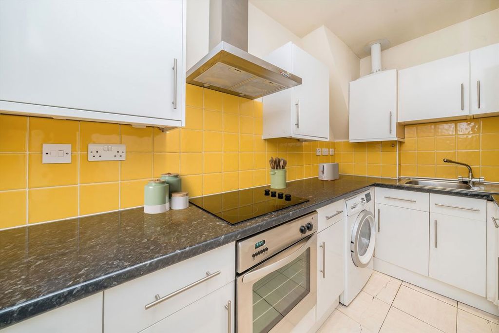 Property photo 3 of 4