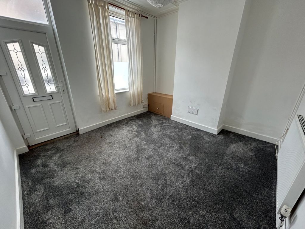 Property photo 2 of 7 Picture No. 05