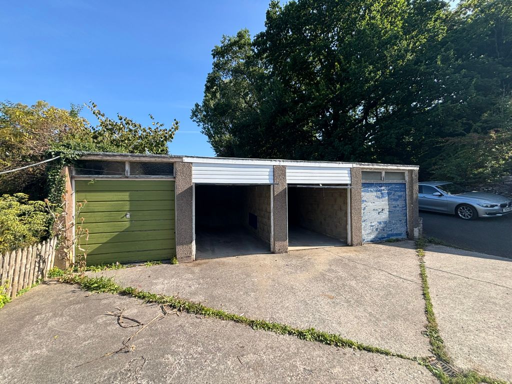 Property photo 1 of 1