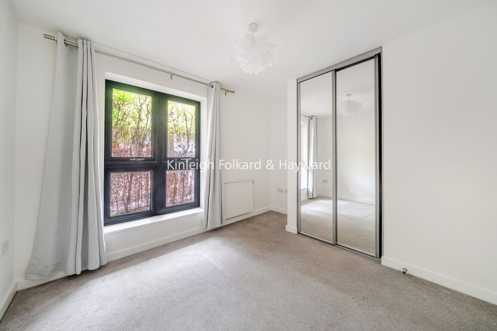 Property photo 3 of 8 Picture No. 04