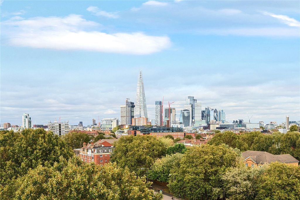 Property photo 2 of 16 View