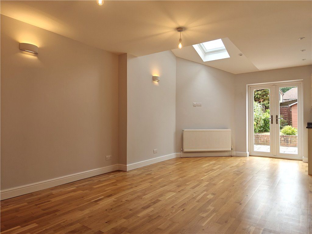 Property photo 2 of 14 Living/Dining Room