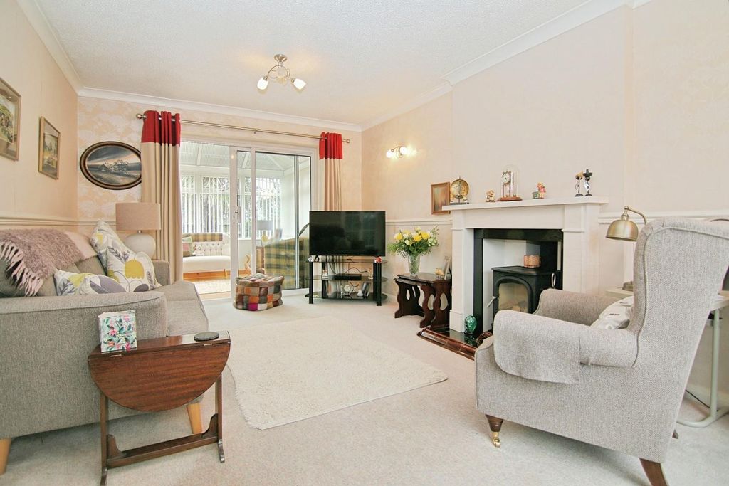 Additional image 7 of 4 bed detached house for saleRobin Chase, Pudsey LS28