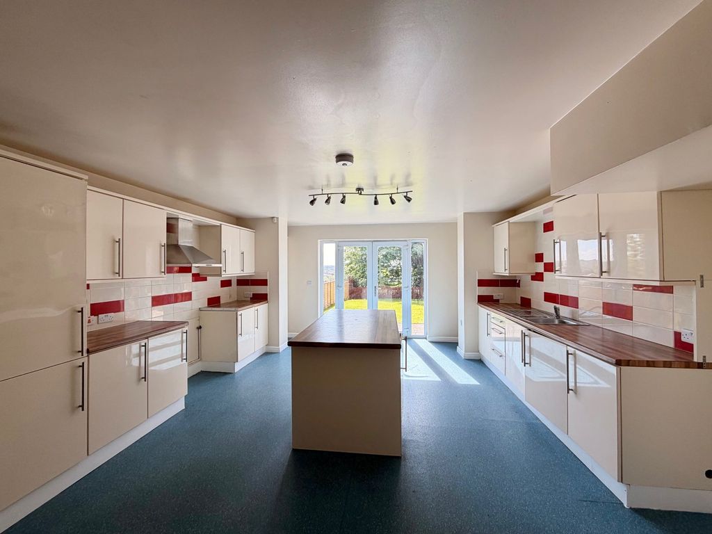 Property photo 3 of 18 Picture No. 18