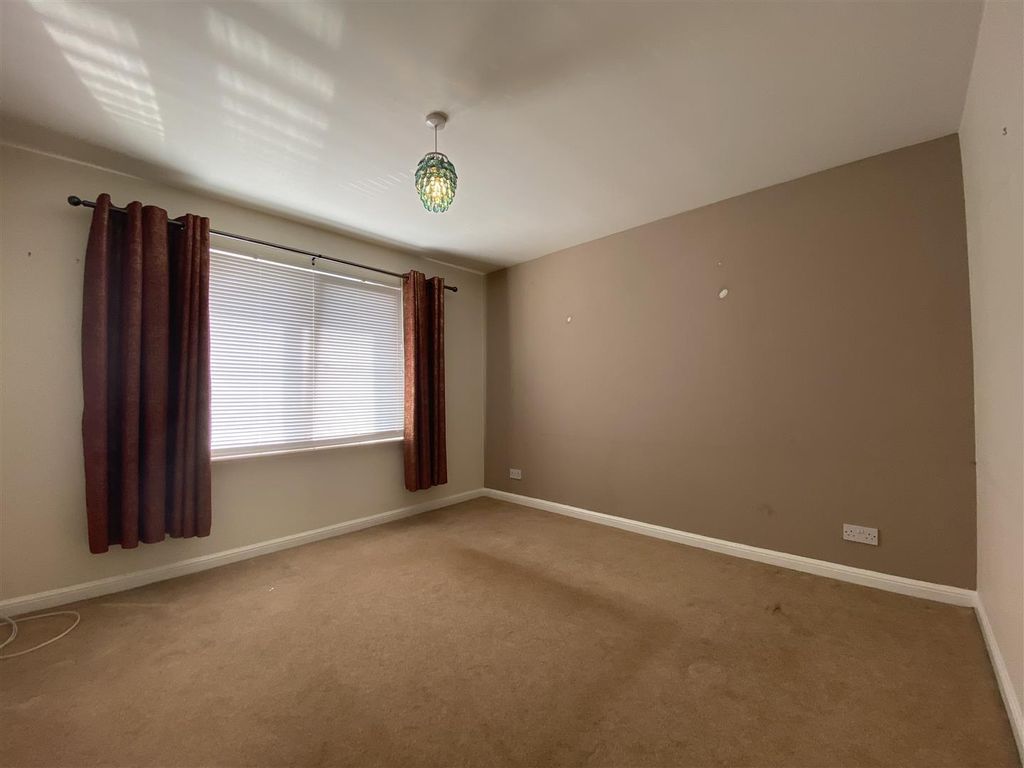 Additional image 6 of 2 bed flat to rentKings Court, South William St, Perth PH2