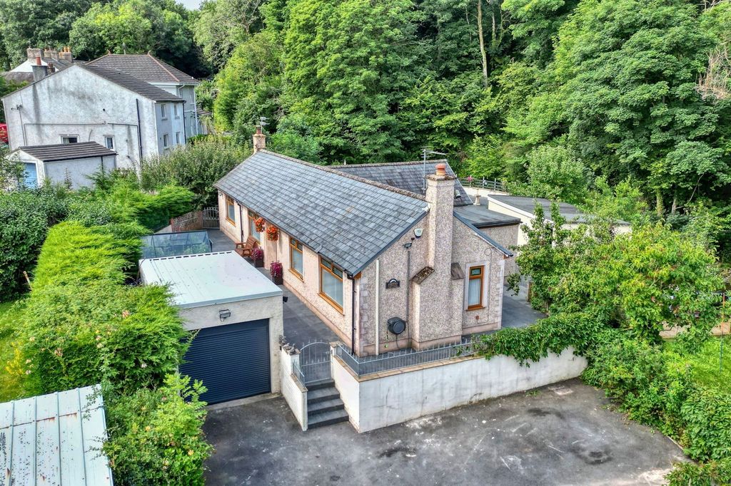 Property photo 1 of 29