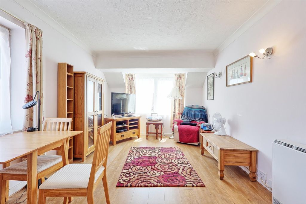 Property photo 3 of 15 Img_9487_8_9_Easyhdr-Interior3.Jpg