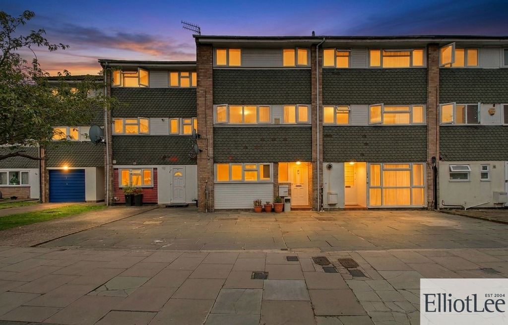 Property photo 1 of 7