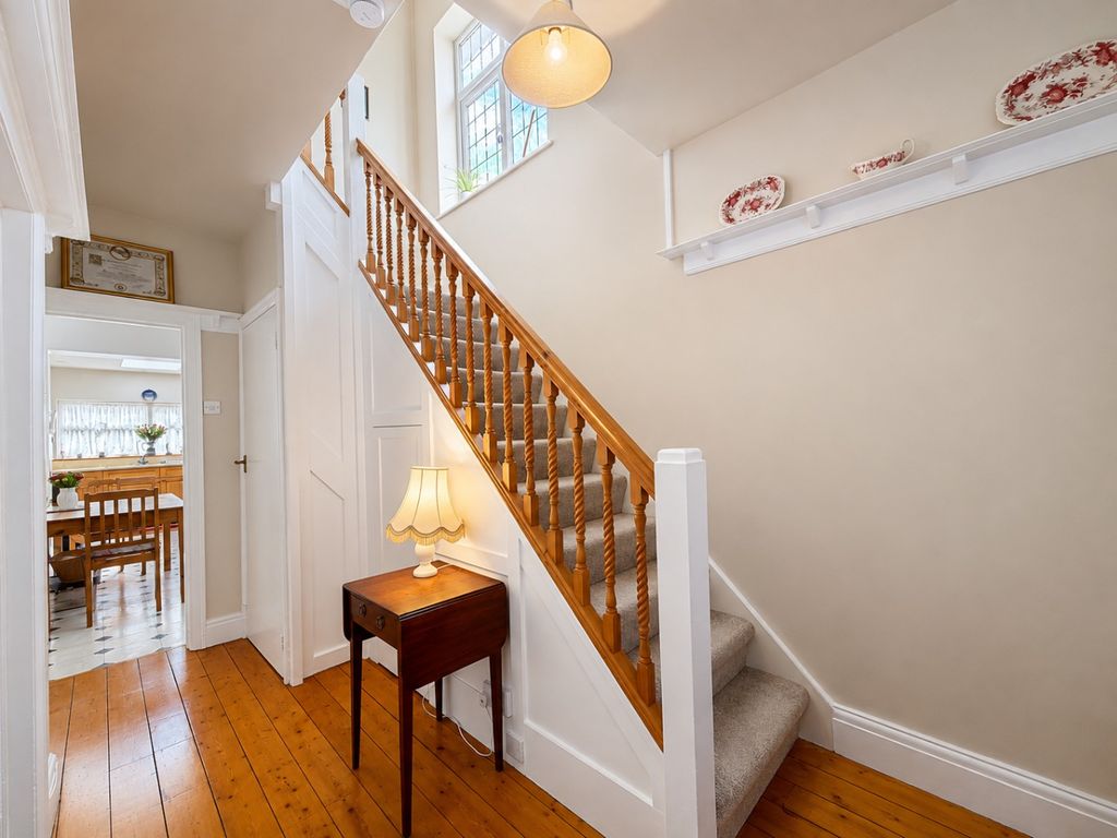 Property photo 3 of 19 5286865