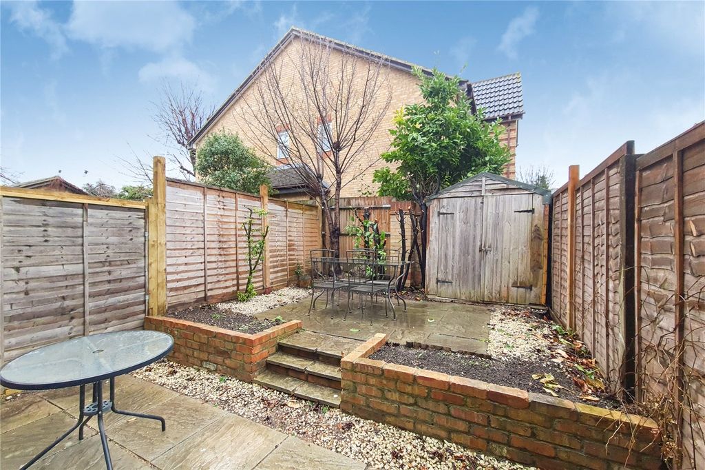 Property photo 3 of 11