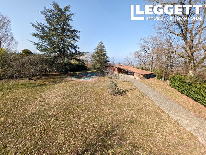 Property photo 3 of 10