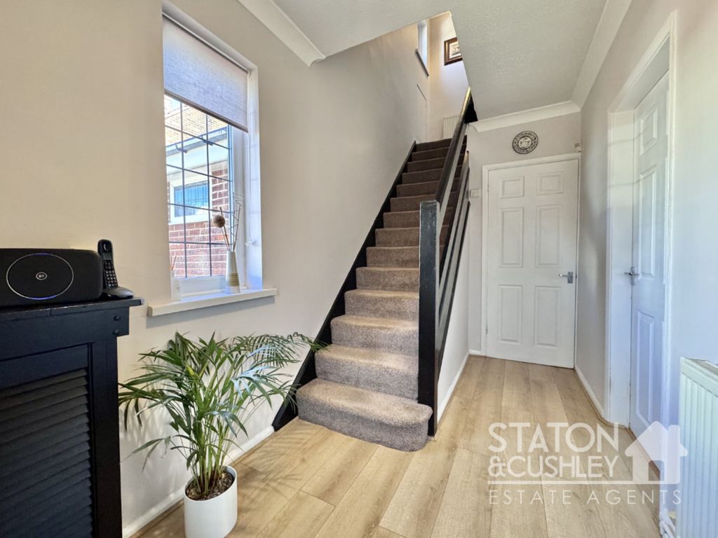 Property photo 3 of 24