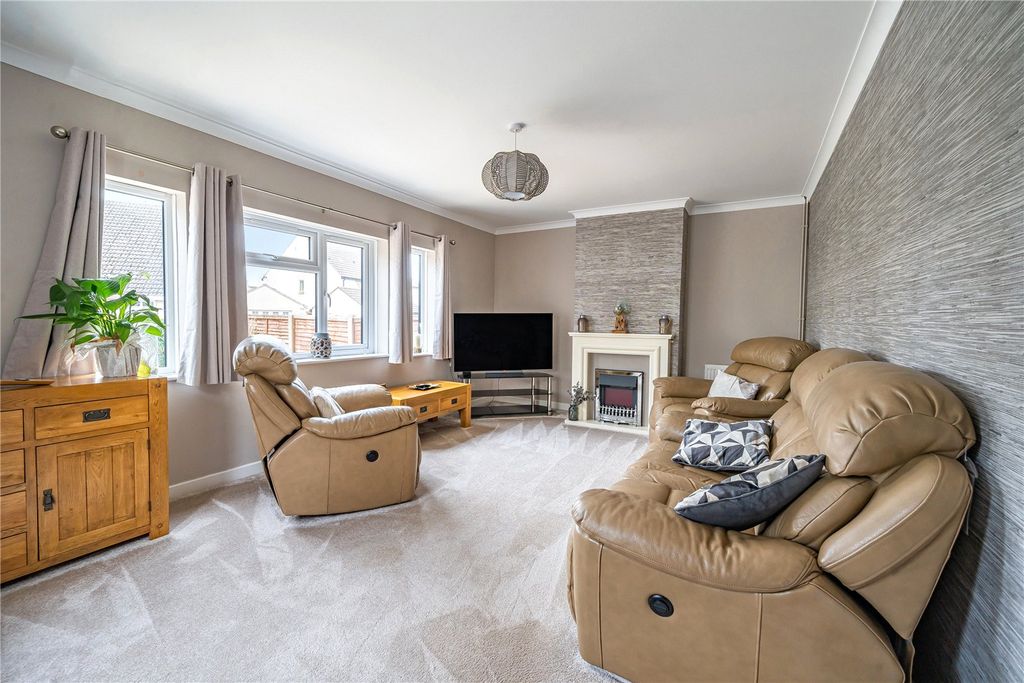 Property photo 3 of 20 Picture No. 05