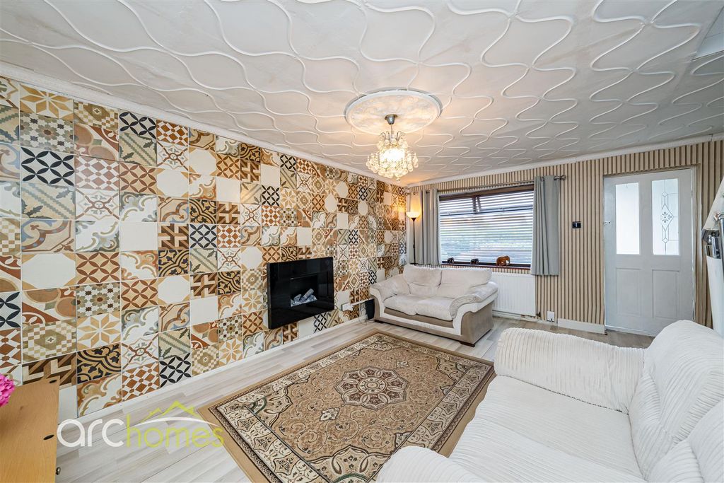 Property photo 2 of 23 Dovey-1.Jpg
