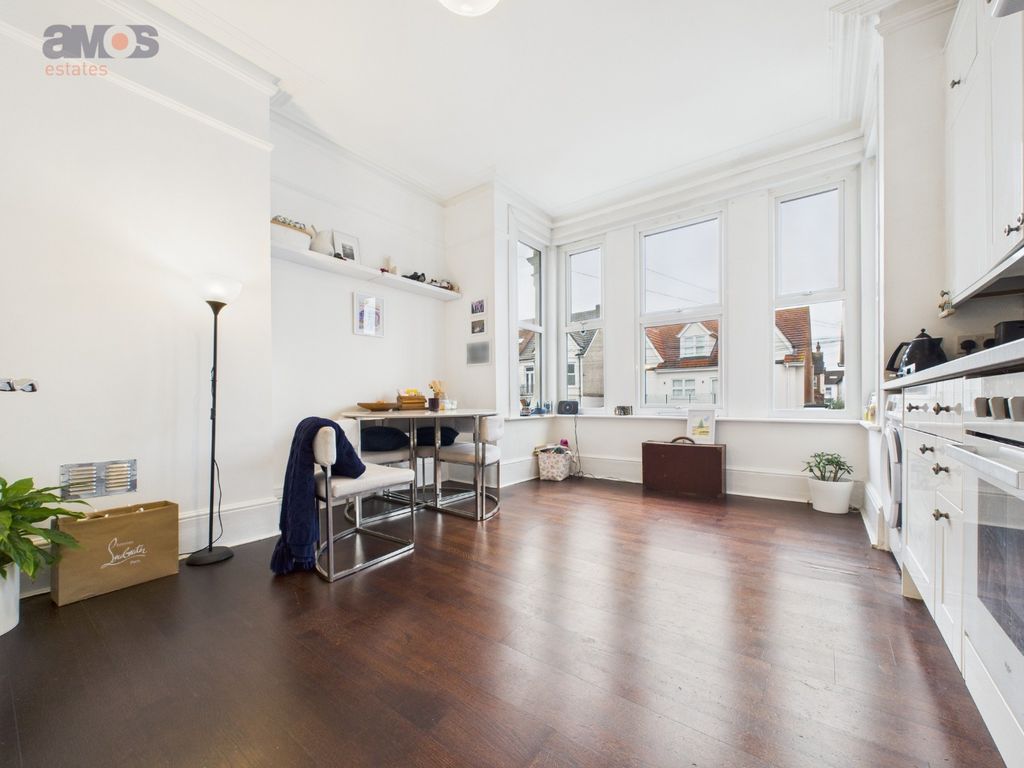 Property photo 2 of 16 4860972