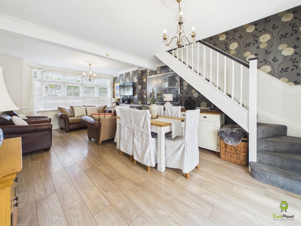 Property photo 3 of 23 Presented By Clinton At Ewemove Bexleyheath And Da
