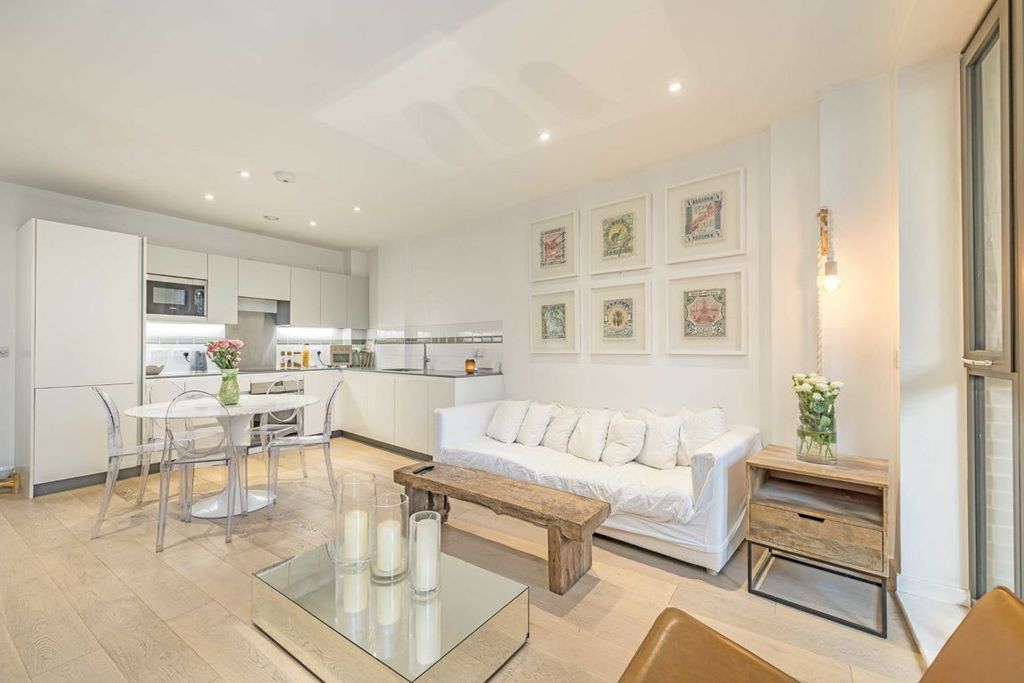 Property photo 2 of 5