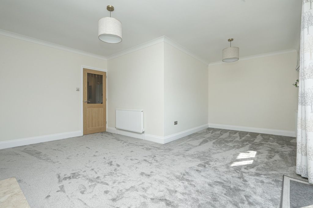 Additional image 5 of 2 bed flat for saleEpple Bay Avenue, Birchington, Kent CT7